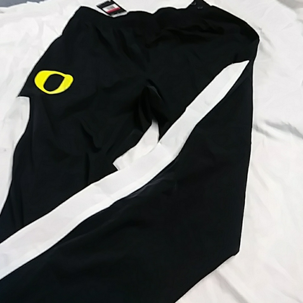 Univ of OR warm up pants